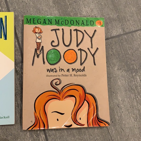 5 books - Picture 7 of 7